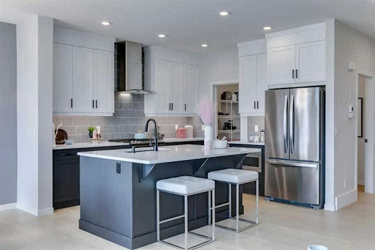13 Setonstone Passage SE Calgary, AB T3M 3R3