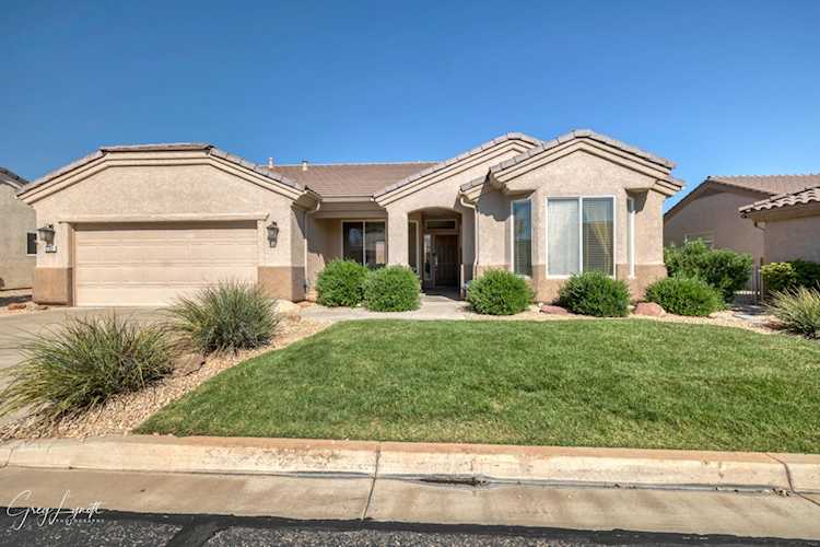 1732 Warm River DR St George, UT 84790