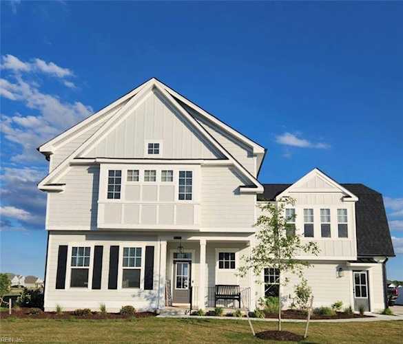 1424 Flora Ct Chesapeake, VA 23322