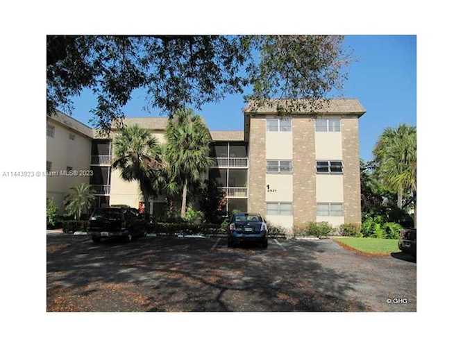 2431 SW 82nd Ave #105 Davie, FL 33324