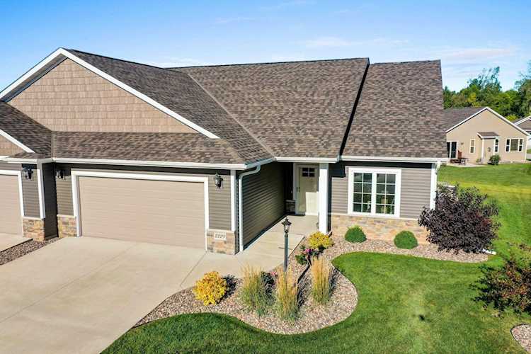2229 Mahogany Trl De Pere, Town of Lawrence, WI 54115-1845