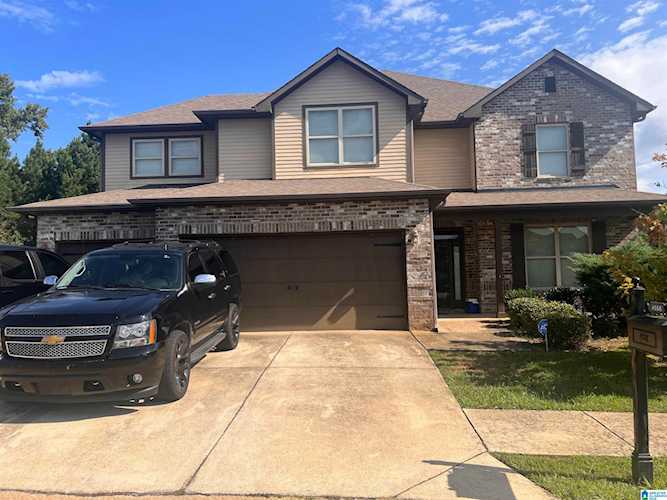4566 Brookshire Loop Bessemer, AL 35022
