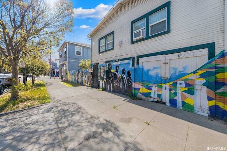 1655 8th Street Oakland, CA 94607