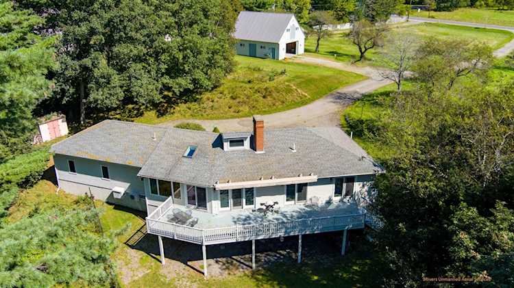 761 River Road Rd Orrington, ME 04474