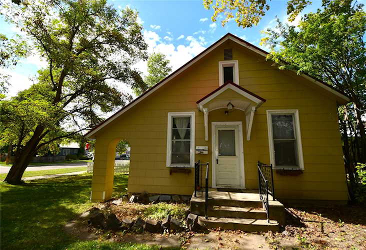 242 W 4th Ave Kalispell, MT 59901