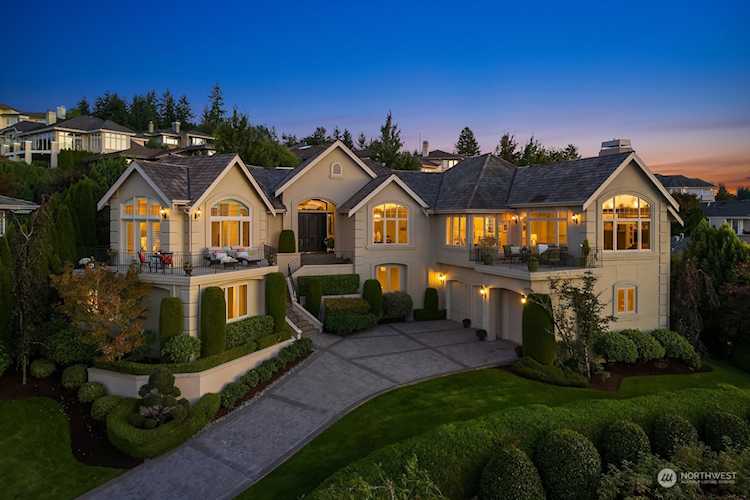 16785 SE 58th Place Bellevue, WA 98006
