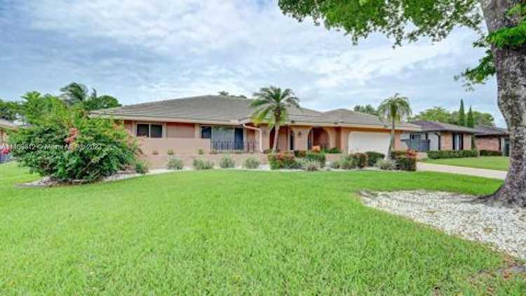 1855 NW 114th Ave Coral Springs, FL 33071