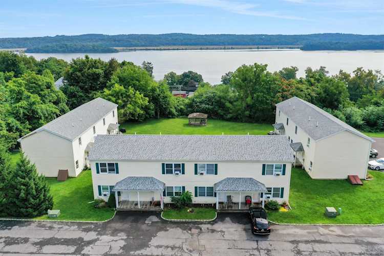 87 Overlook Estates Saugerties, NY 12477