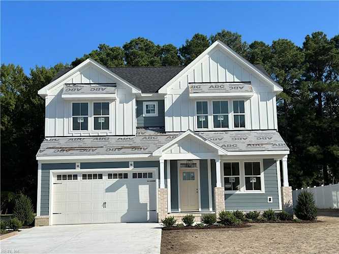 2325 Treesong Trl Virginia Beach, VA 23456