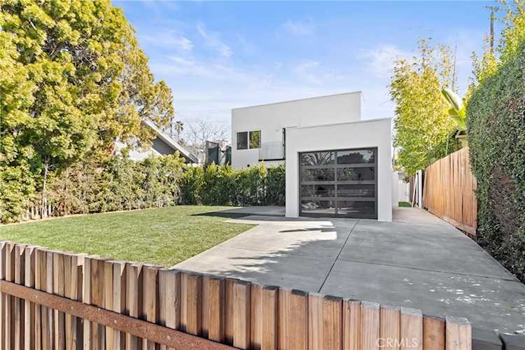 912 Superba Ave Venice, CA 90291