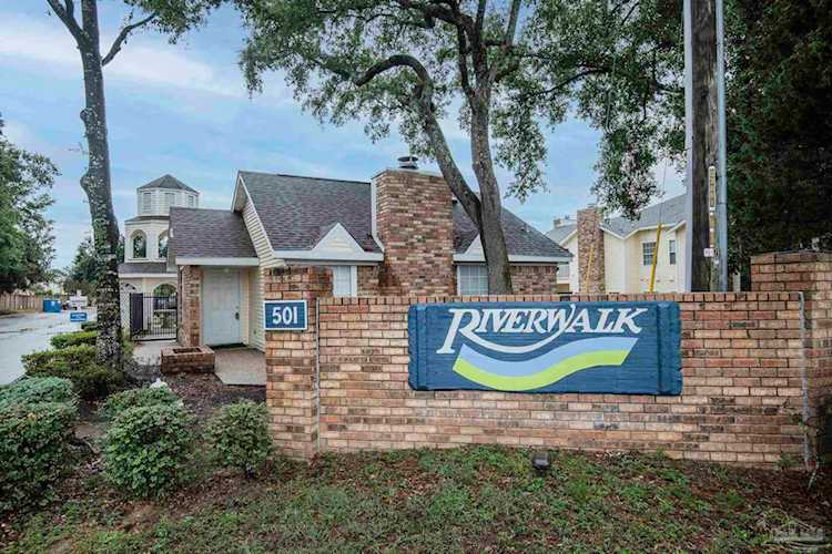 501 E Burgess Rd #D-11 Pensacola, FL 32504