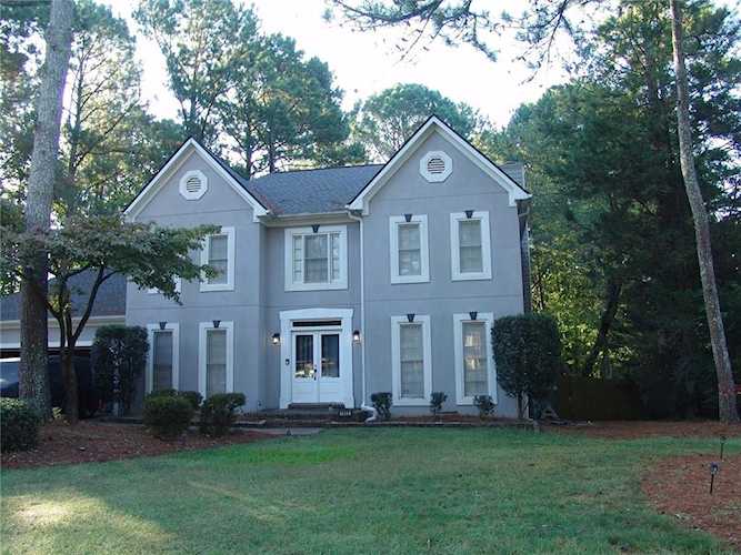 1802 Skidmore Circle Lawrenceville, GA 30044