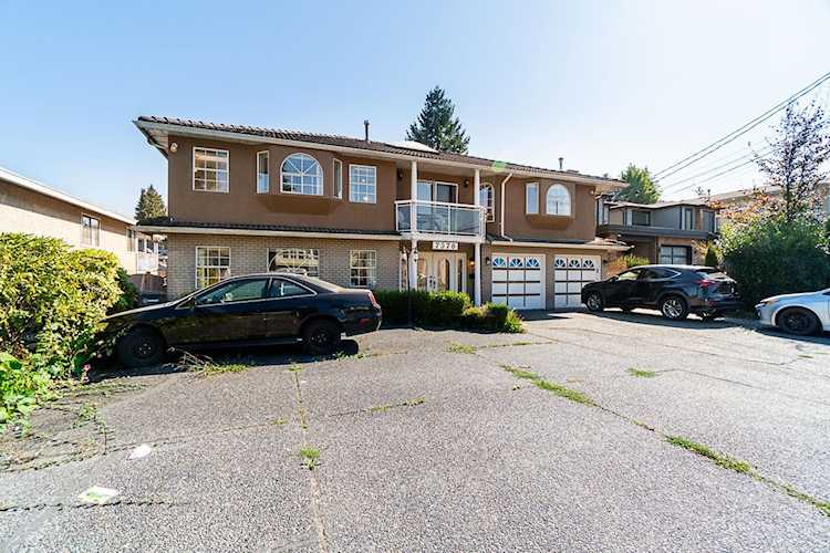 7370 12 Avenue Burnaby, BC V3N 2J9