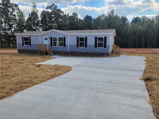 5541 Old Greensboro Road Randleman, NC 27317