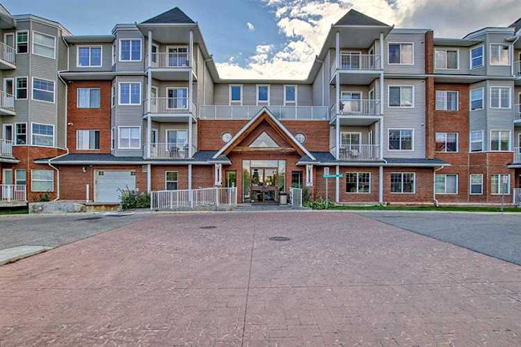 8 Prestwick Pond Terrace SE #302 Calgary, AB T2Z 4P3