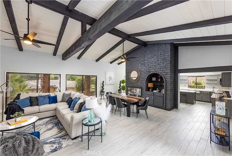 32404 Womsi Road Pauma Valley, CA 92061
