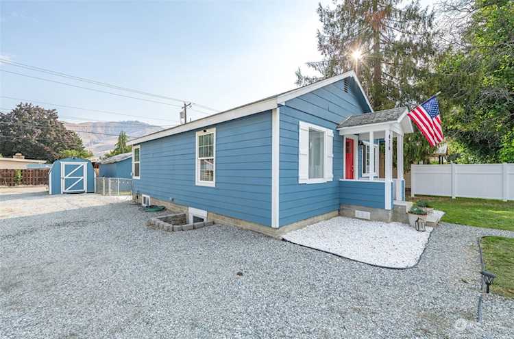 426 E Nixon Chelan, WA 98816