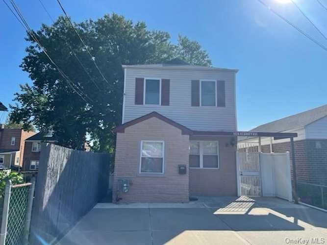 1226 Kearney Ave Bronx, NY 10465