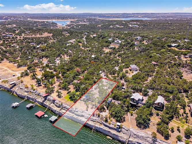 21000 W Lakeshore DR Spicewood, TX 78669