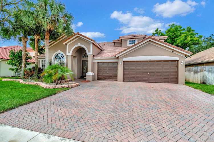 7374 Brunswick Circle Boynton Beach, FL 33472