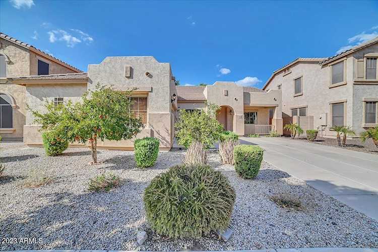 19370 E Arrowhead Trail Queen Creek, AZ 85142