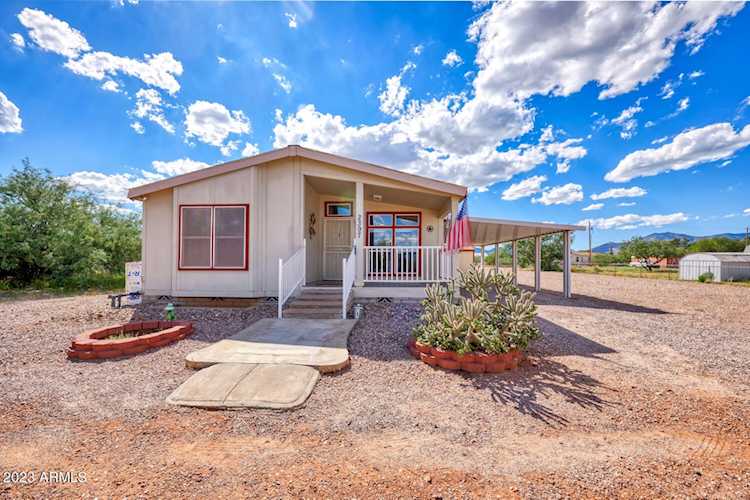 2397 N Calle Corazon Huachuca City, AZ 85616