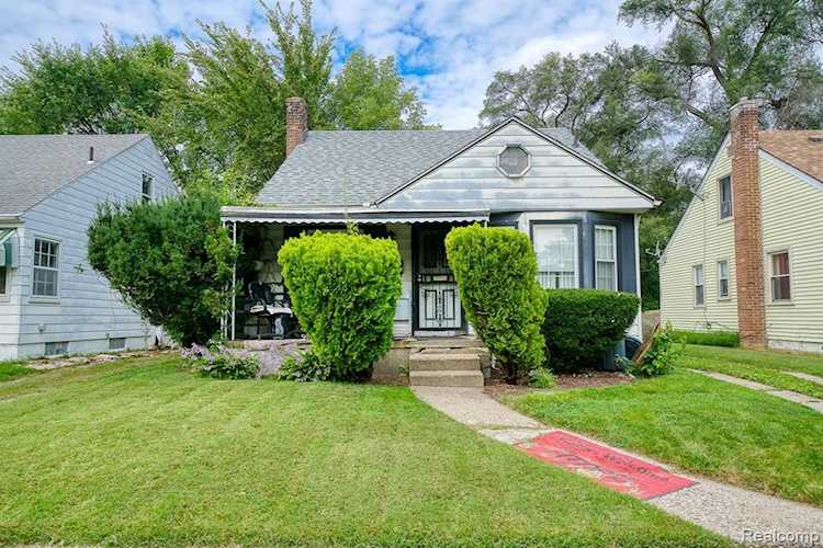 19003 Fielding St Detroit, MI 48219