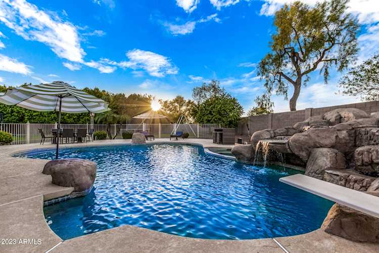 8236 W Cielo Grande Peoria, AZ 85383