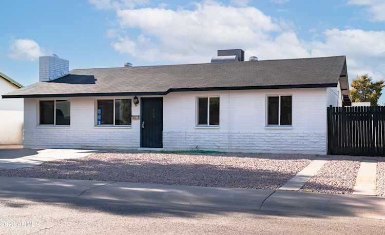 8241 W Trafalgar Avenue Phoenix, AZ 85033
