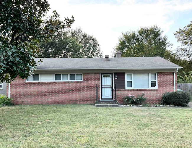 447 Mcdermitt Rd Memphis, TN 38120