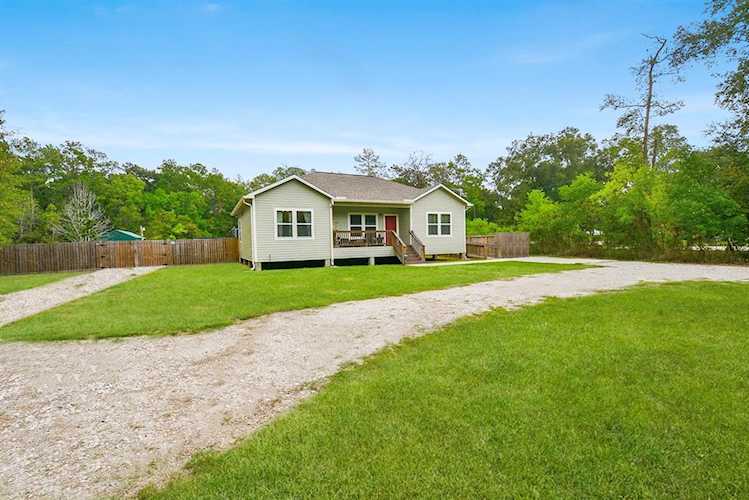 58 County Road 6482 Dayton, TX 77535