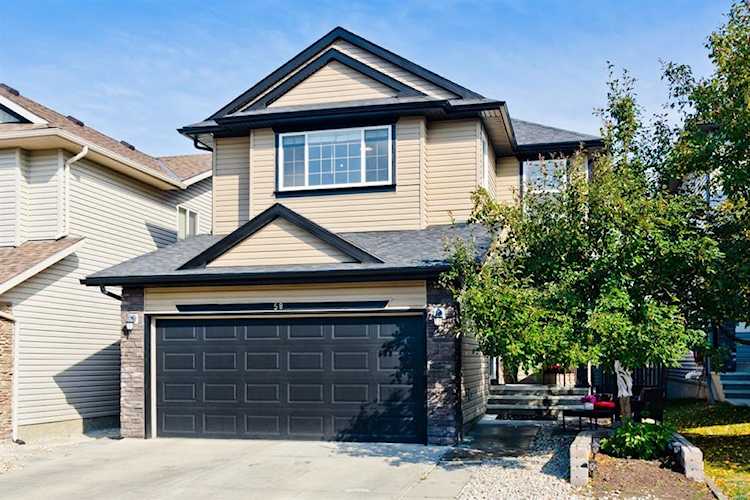 58 Everbrook Crescent SW Calgary, AB T2Y 0L6