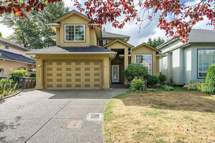 15482 108A Avenue Surrey, BC V3R 6J1