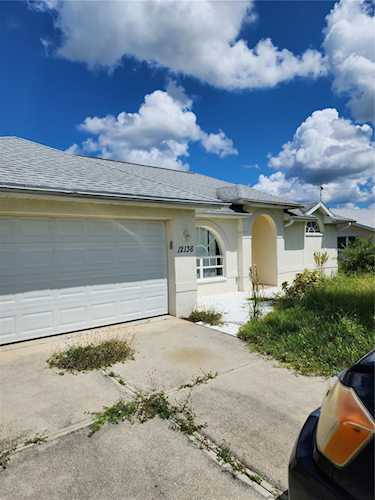 12136 Capilla Ln North Port, FL 34287 | MLS A4583199 Photo 1