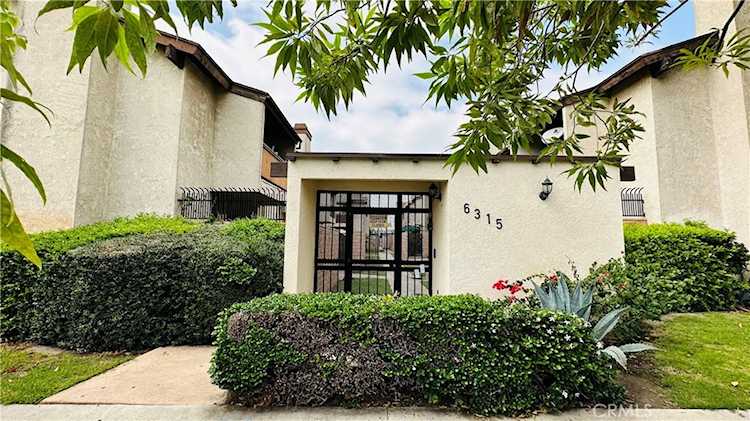 6315 Seville Ave #G Huntington Park, CA 90255
