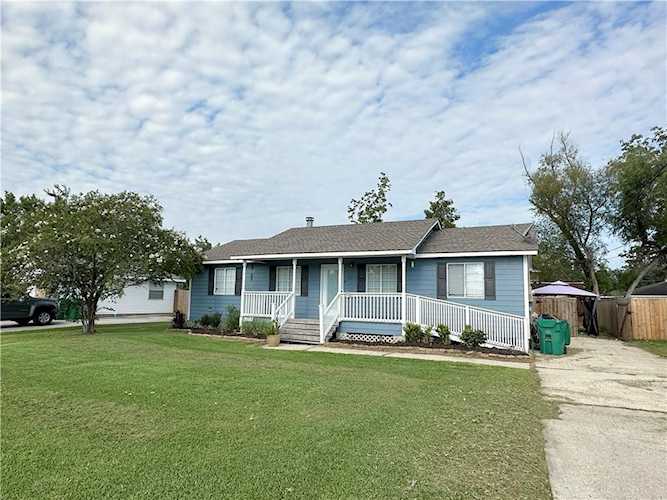332 River Ridge Dr Boutte, LA 70039