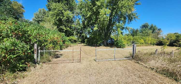 5671 320th Avenue Alton Twp, MN 56093