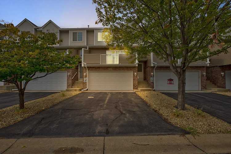 2842 Brockman Court Northfield, MN 55057