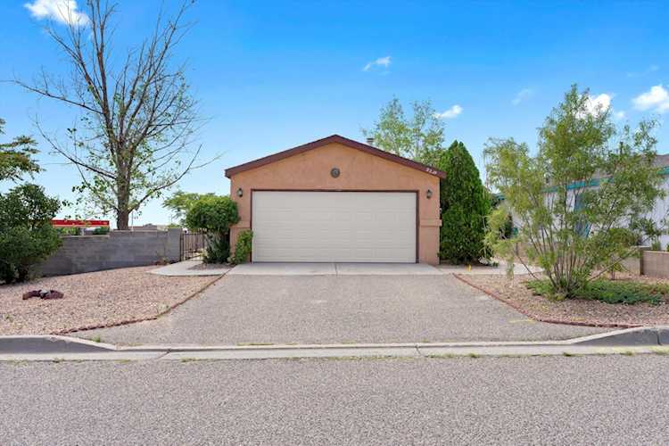 2529 Stallion Loop SE Rio Rancho, NM 87124