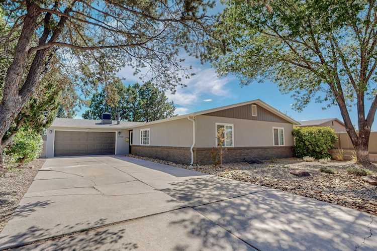 3704 Smith Ave SE Albuquerque, NM 87108