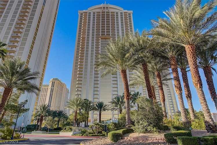 135 E Harmon Ave Las Vegas, NV 89109