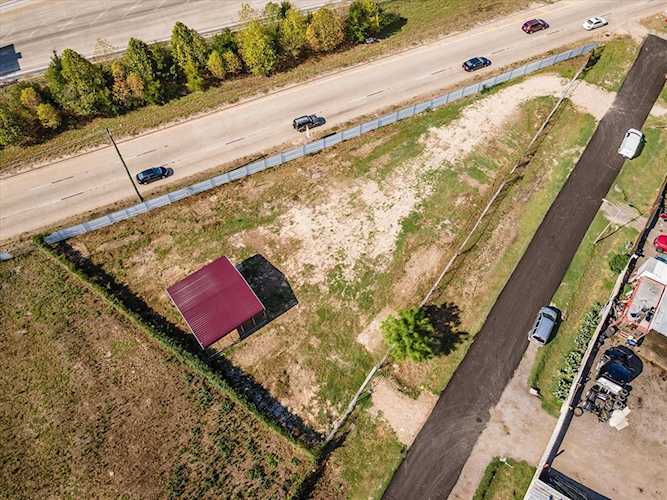 6839 Whitton Dr Houston, TX 77085