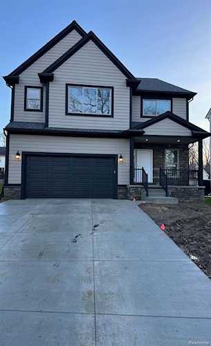 71 Childress Ave Rochester Hills, MI 48307
