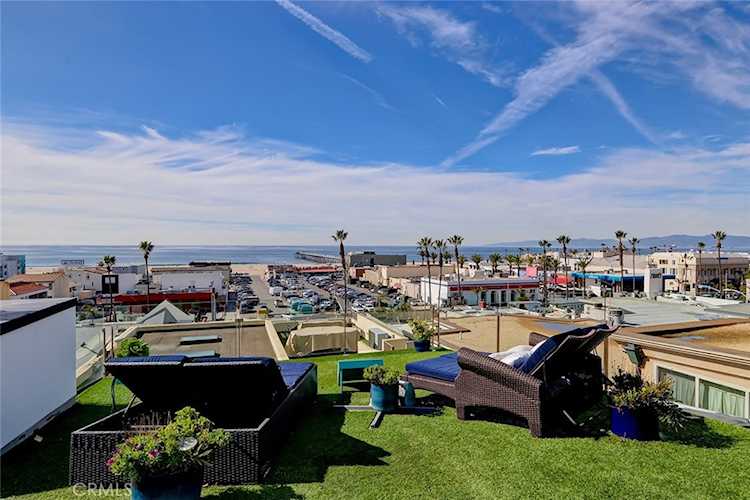 1045 Manhattan Ave Hermosa Beach, CA 90254 | MLS SB22241528 Photo 1