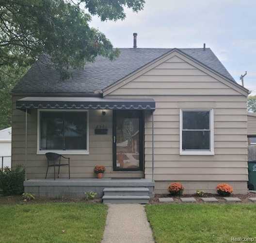 2371 Garfield St Ferndale, MI 48220 | MLS 20230079023 Photo 1