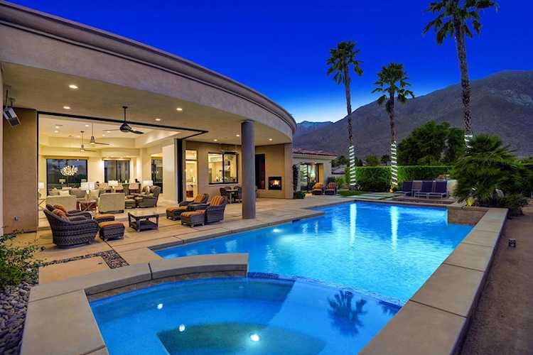 466 Bella Cara Way Palm Springs, CA 92264