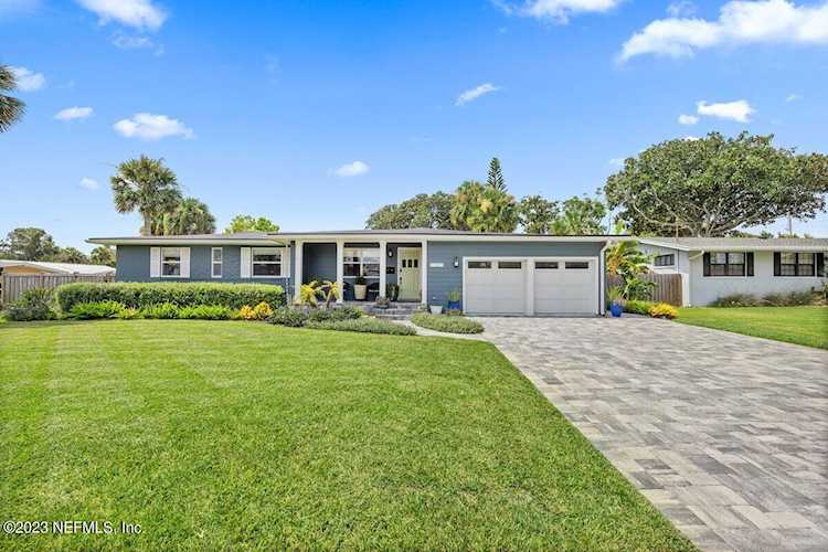 1320 4th ST Neptune Beach, FL 32266