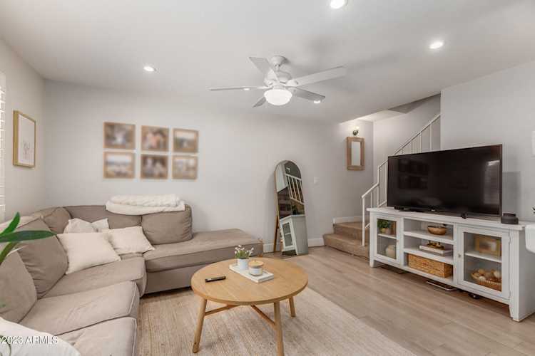1221 N Granite Reef Road Scottsdale, AZ 85257