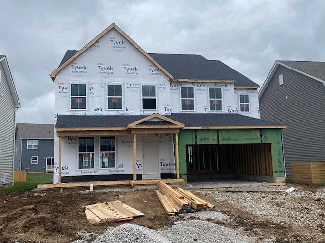 428 Oakland Hills Loop Commercial Point, OH 43116