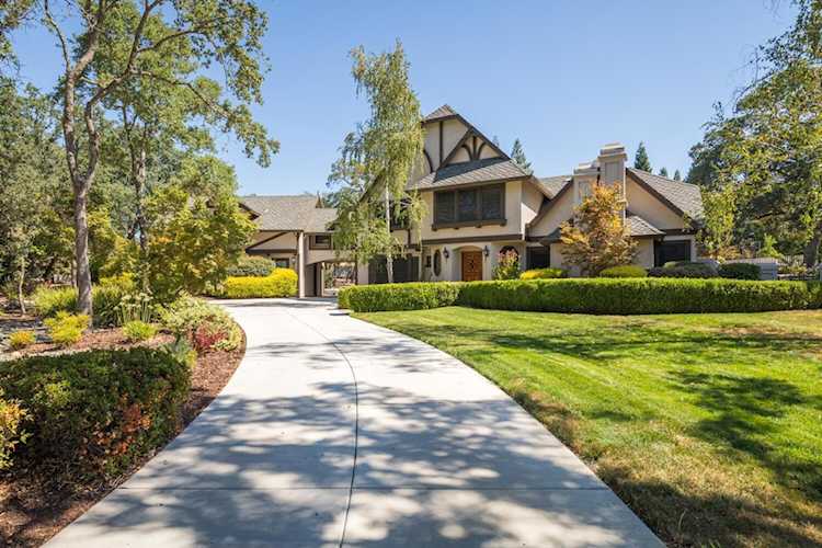 5515 E Saint Francis Circle Loomis, CA 95650